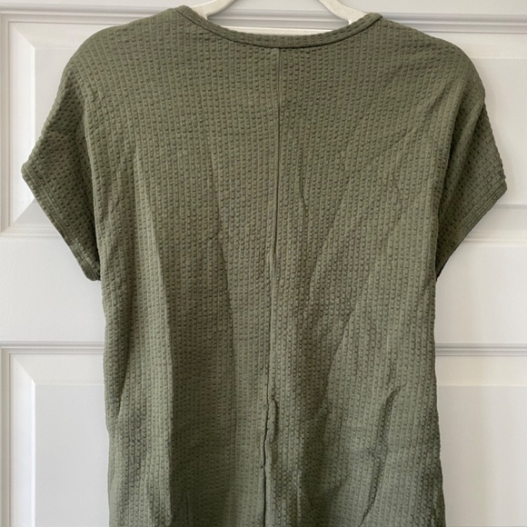 Express Crew Neck Tie Front Tee - Picture 3 of 4